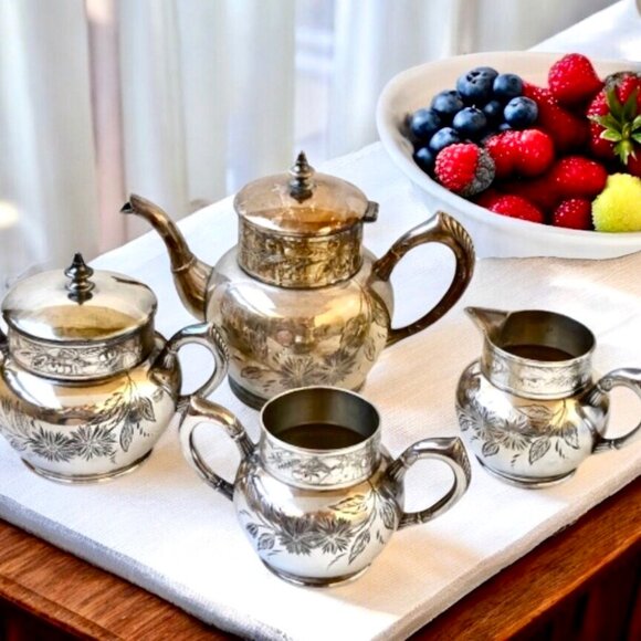 Antique C Rogers & Bros Tea Coffee Set Sugar & Creamer 4 Pieces Silverplate - Picture 2 of 16